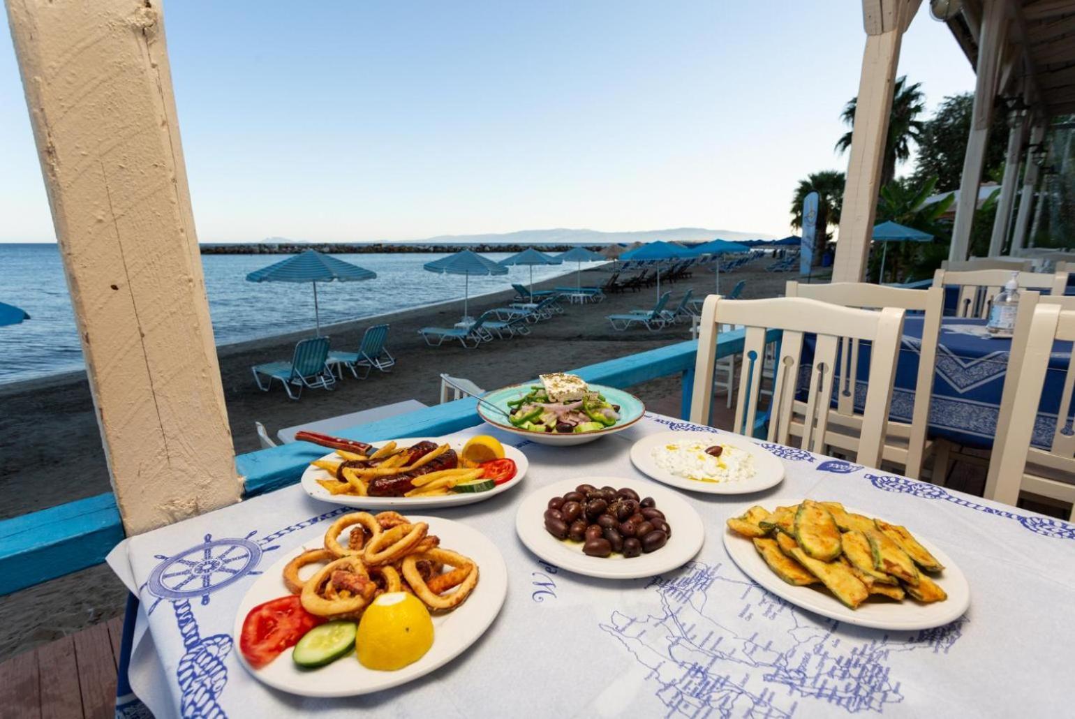 Villa Marina Svoronata Bagian luar foto