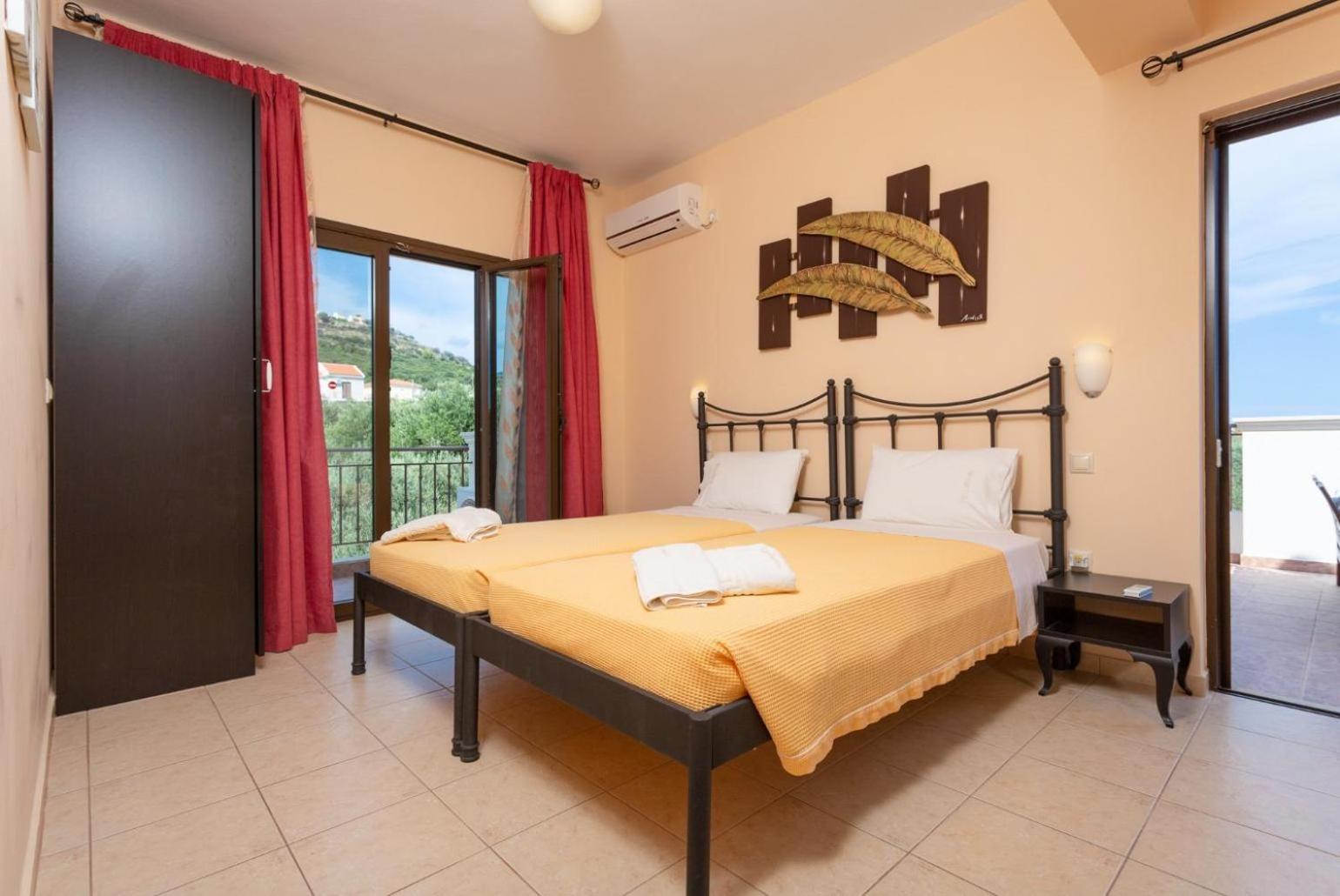 Villa Marina Svoronata Bagian luar foto